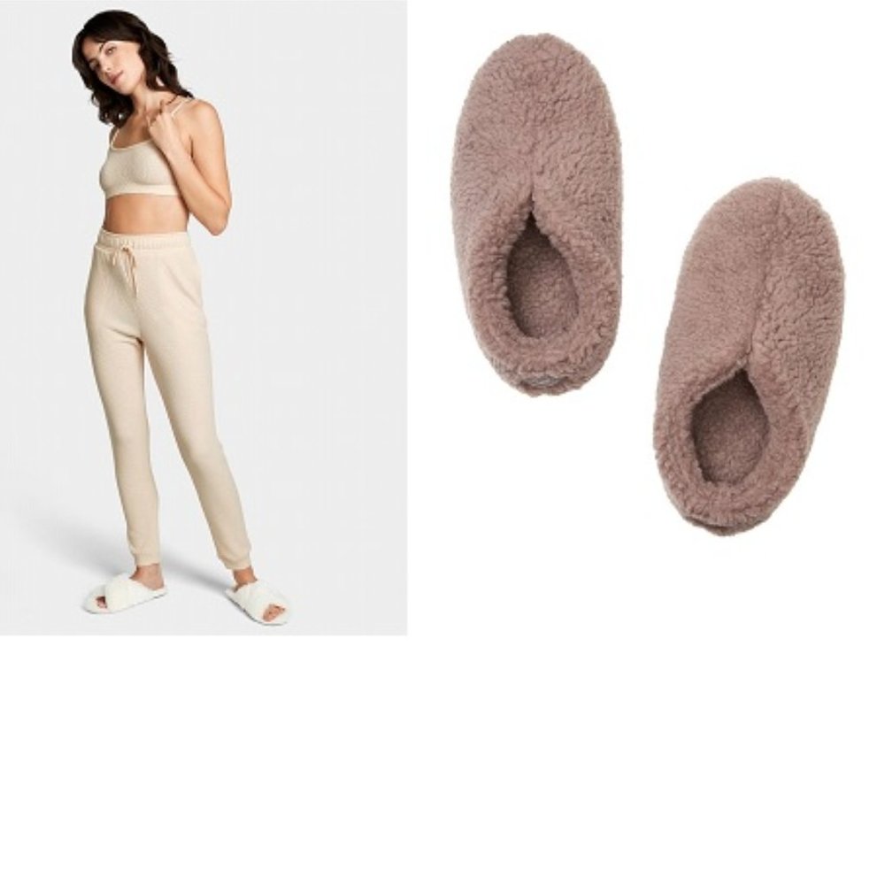 VS PINK Thermal Jogger Sleep Pants & Booties BUNDLE SIZE MEDIUM